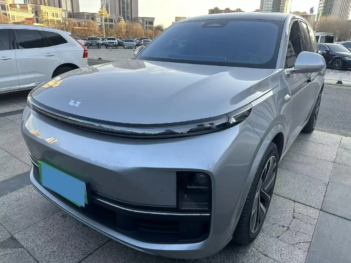 2023 Li L8 Range Extended 154HP REEV 40.9KWH