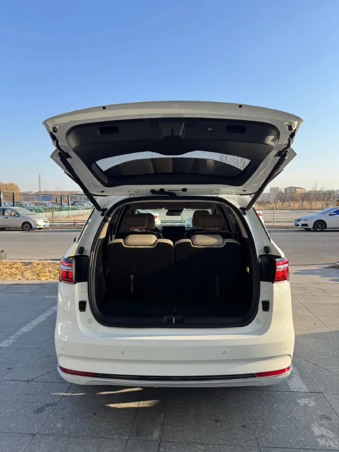 2022 Skyworth HT-i 1.5L 110HP L4 E-CVT PHEV 21.68KWH,autocango,china used car exporter,china ev exporter,chinese used car exporter,chinese used ev exporter