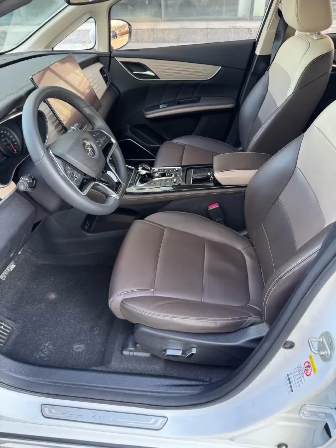 2022 Skyworth HT-i 1.5L 110HP L4 E-CVT PHEV 21.68KWH,autocango,china used car exporter,china ev exporter,chinese used car exporter,chinese used ev exporter