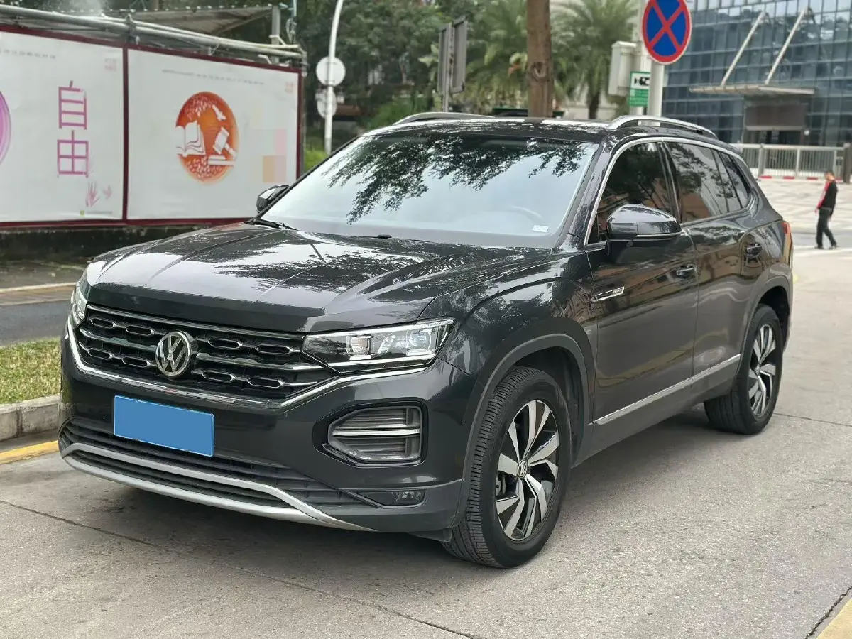 2022 Volkswagen Tayron 2.0T 186HP L4 7DCT