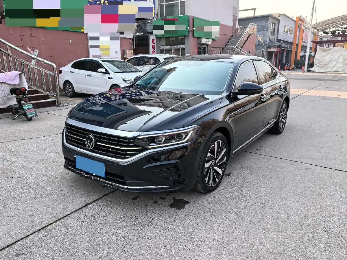 2023 Volkswagen Passat 2.0T 186HP L4 7DCT