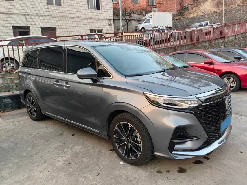 2021 Roewe MARVEL R 2AT BEV 69.9KWH,autocango,china used car exporter,china ev exporter,chinese used car exporter,chinese used ev exporter
