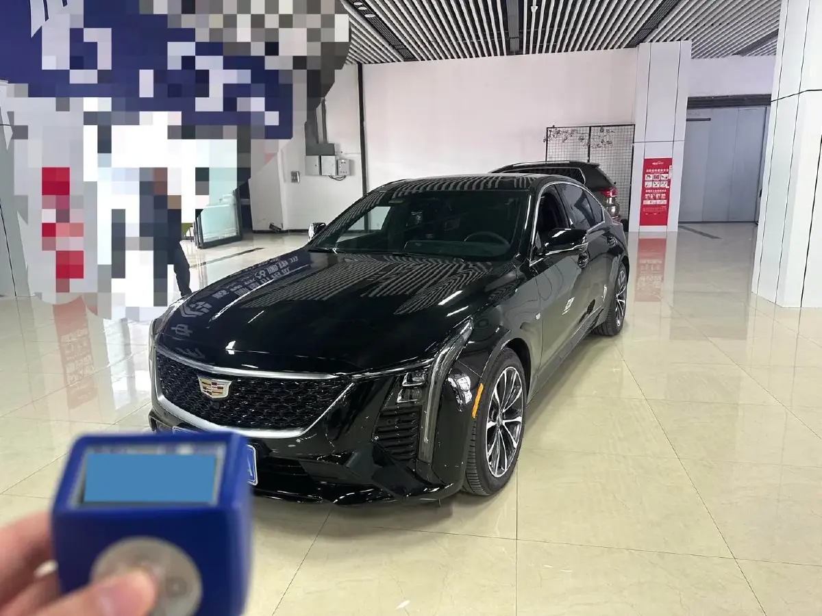 2024 Cadillac CT5 2.0T 237HP L4 10AT