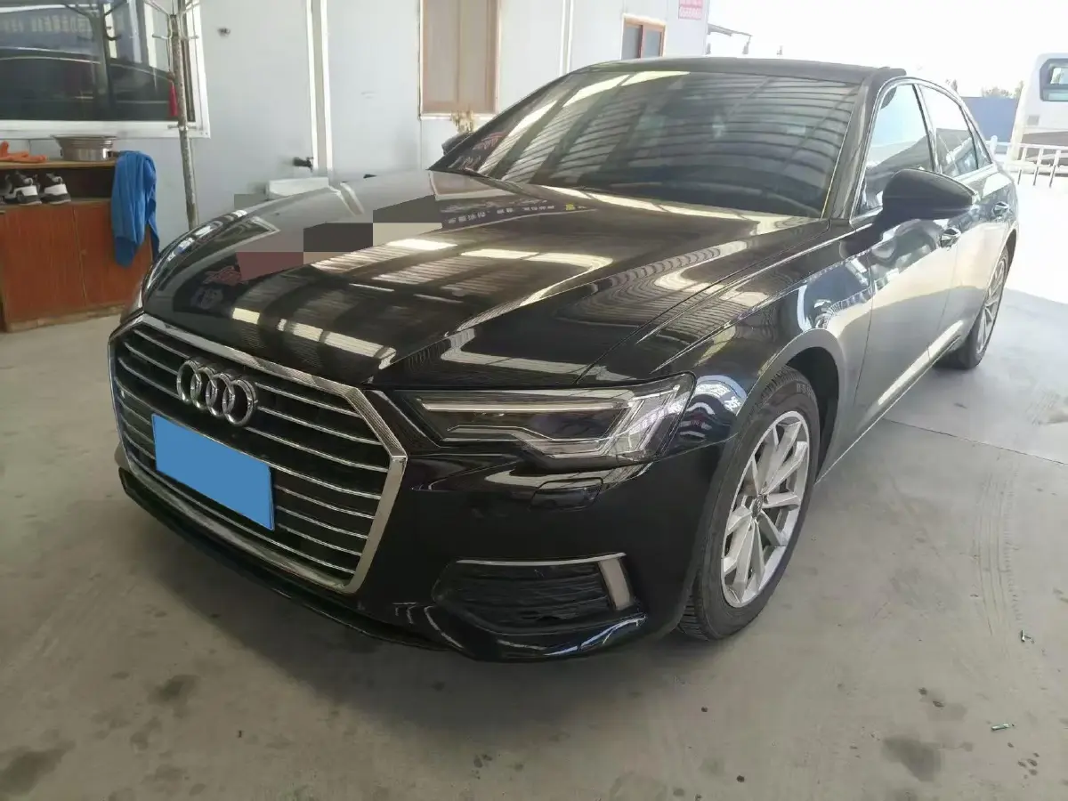 2021 Audi A6L 2.0T 190HP L4 7DCT