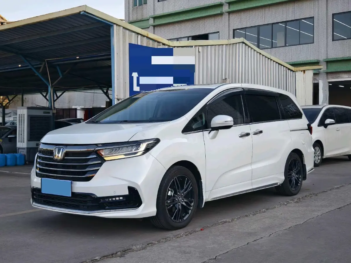 2022 Honda Odyssey 2.0L 146HP L4 E-CVT Hybrid