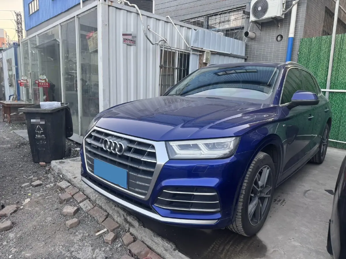 2020 Audi Q5L 2.0T 190HP L4 7DCT