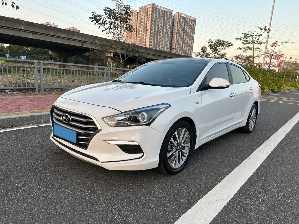 2019 Hyundai Mistra 1.8L 143HP L4 6AT