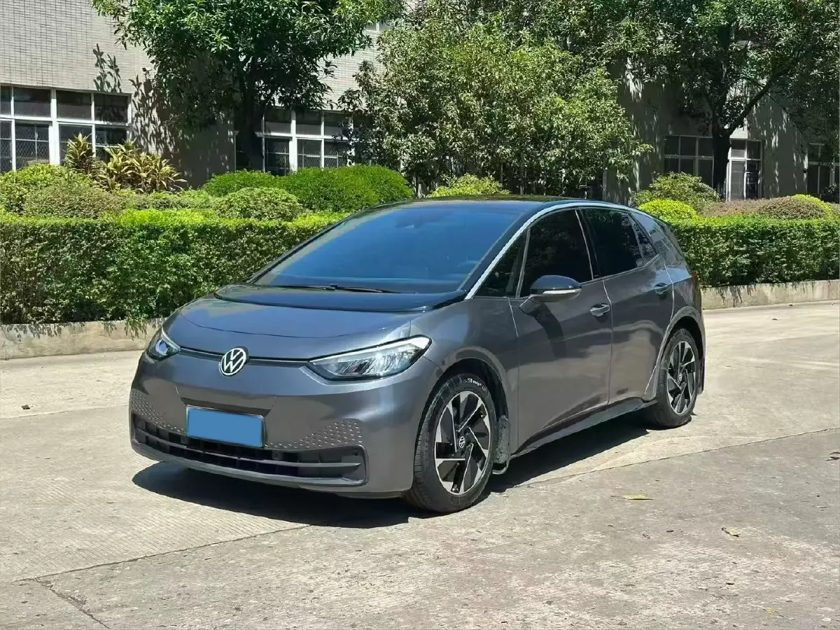 2023 Volkswagen ID.3 BEV 52.8KWH