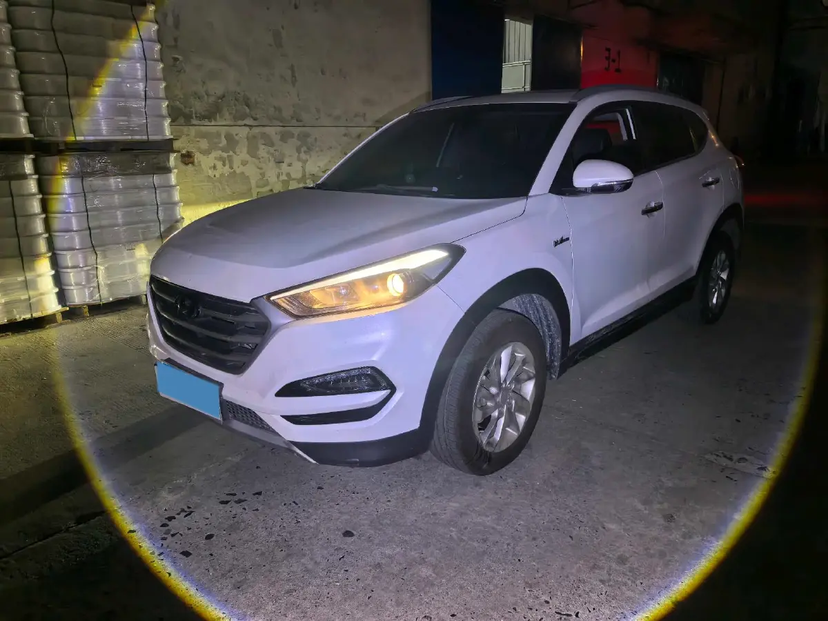 2015 Hyundai Tucson 1.6T 177HP L4 7DCT