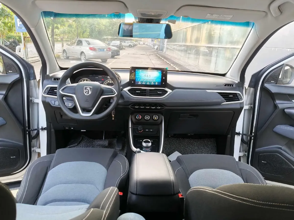 2018 BAIC Hyosow S7 1.5T 150HP L4 6MT,autocango,china used car exporter,china ev exporter,chinese used car exporter,chinese used ev exporter