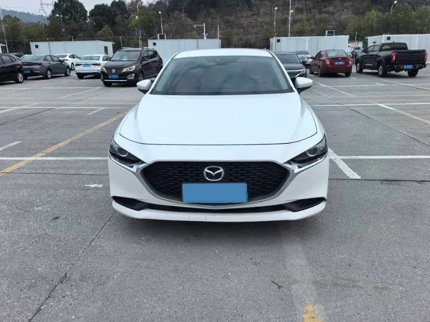 2021 Mazda 3 Axela 1.5L 117HP L4 6AT,autocango,china used car exporter,china ev exporter,chinese used car exporter,chinese used ev exporter