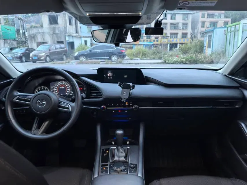 2021 Mazda 3 Axela 1.5L 117HP L4 6AT,autocango,china used car exporter,china ev exporter,chinese used car exporter,chinese used ev exporter