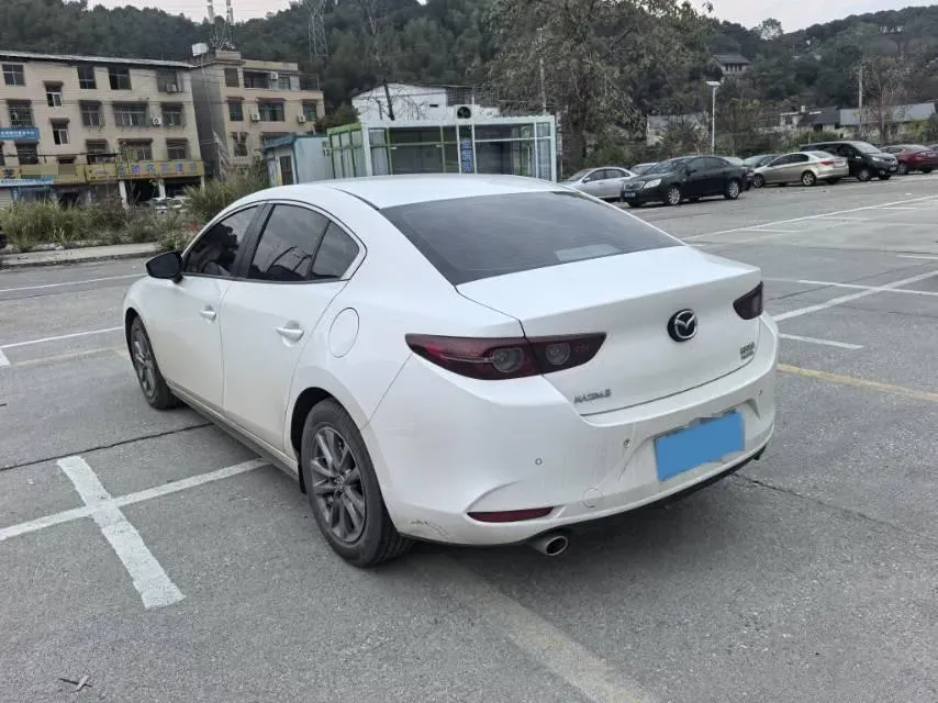2021 Mazda 3 Axela 1.5L 117HP L4 6AT,autocango,china used car exporter,china ev exporter,chinese used car exporter,chinese used ev exporter