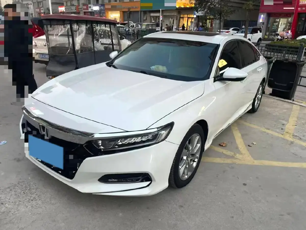 2018 Honda Accord 1.5T 194HP L4 CVT