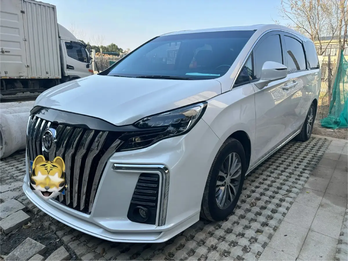 2023 Buick GL8 2.0T 237HP L4 9AT