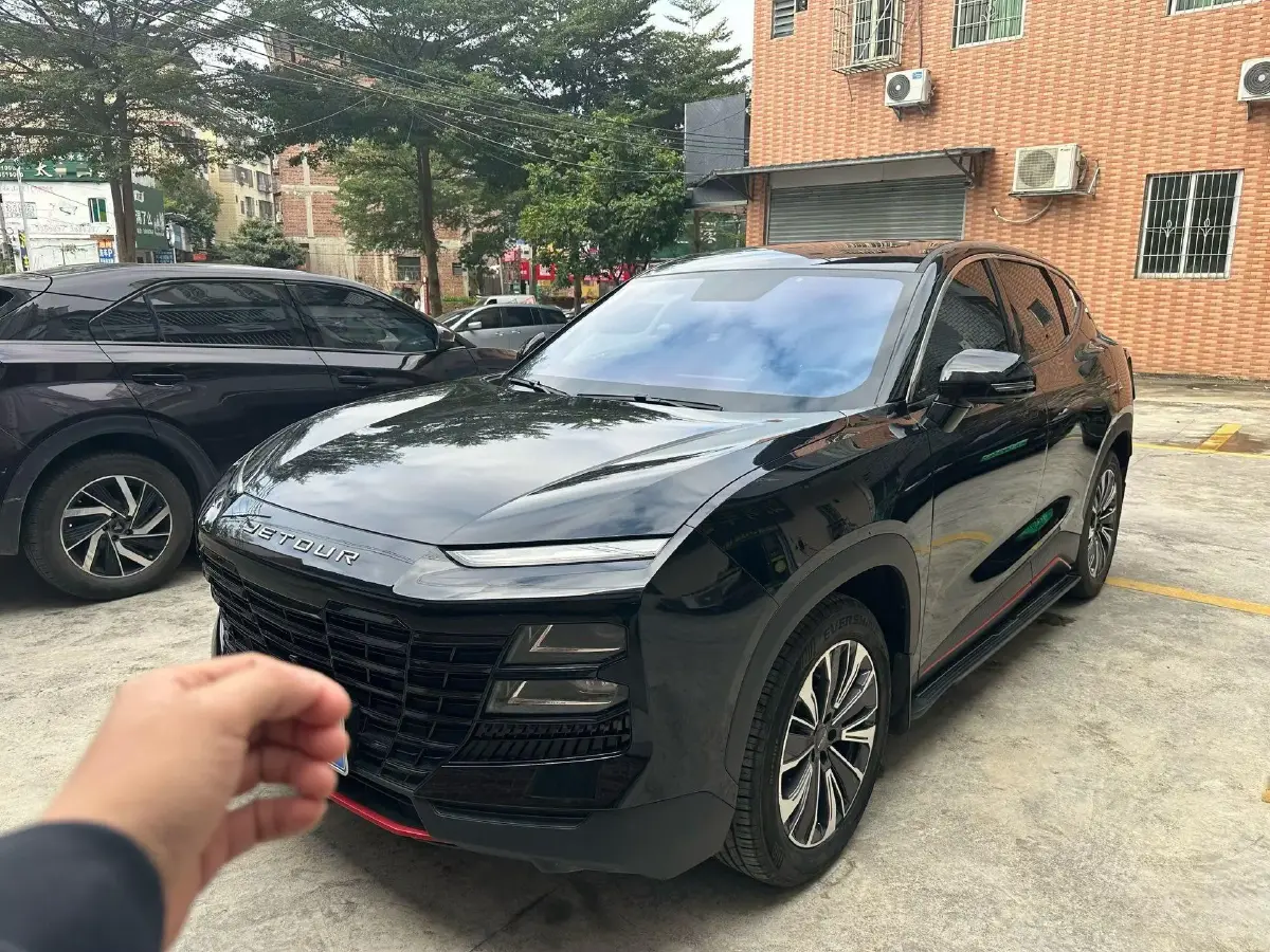 2023 Jetour DASHING 1.5T 156HP L4 6DCT