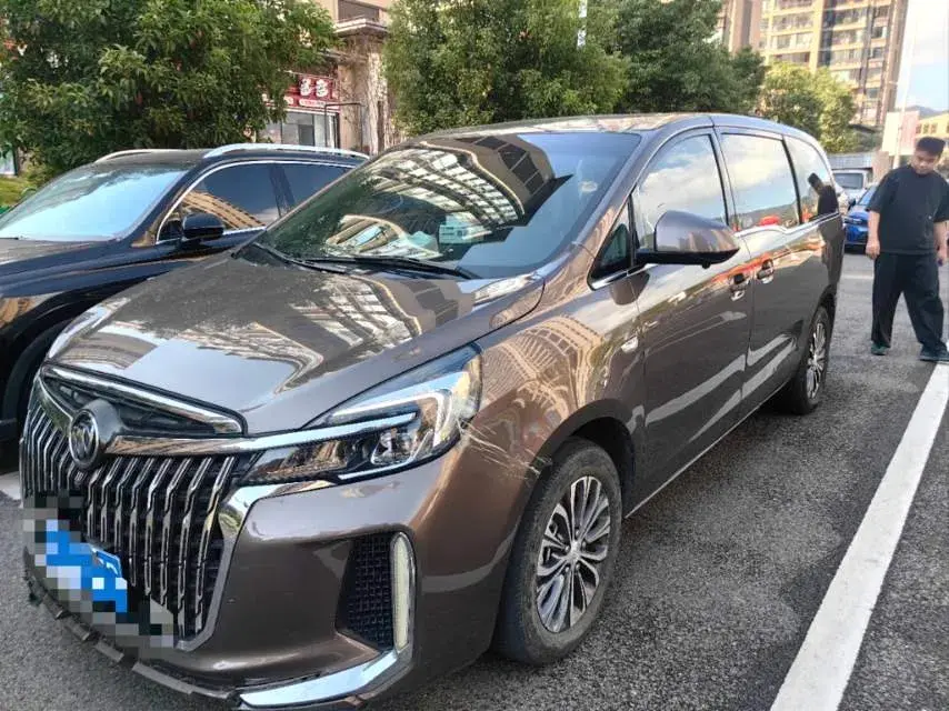 2022 Buick GL8 2.0T 237HP L4 9AT