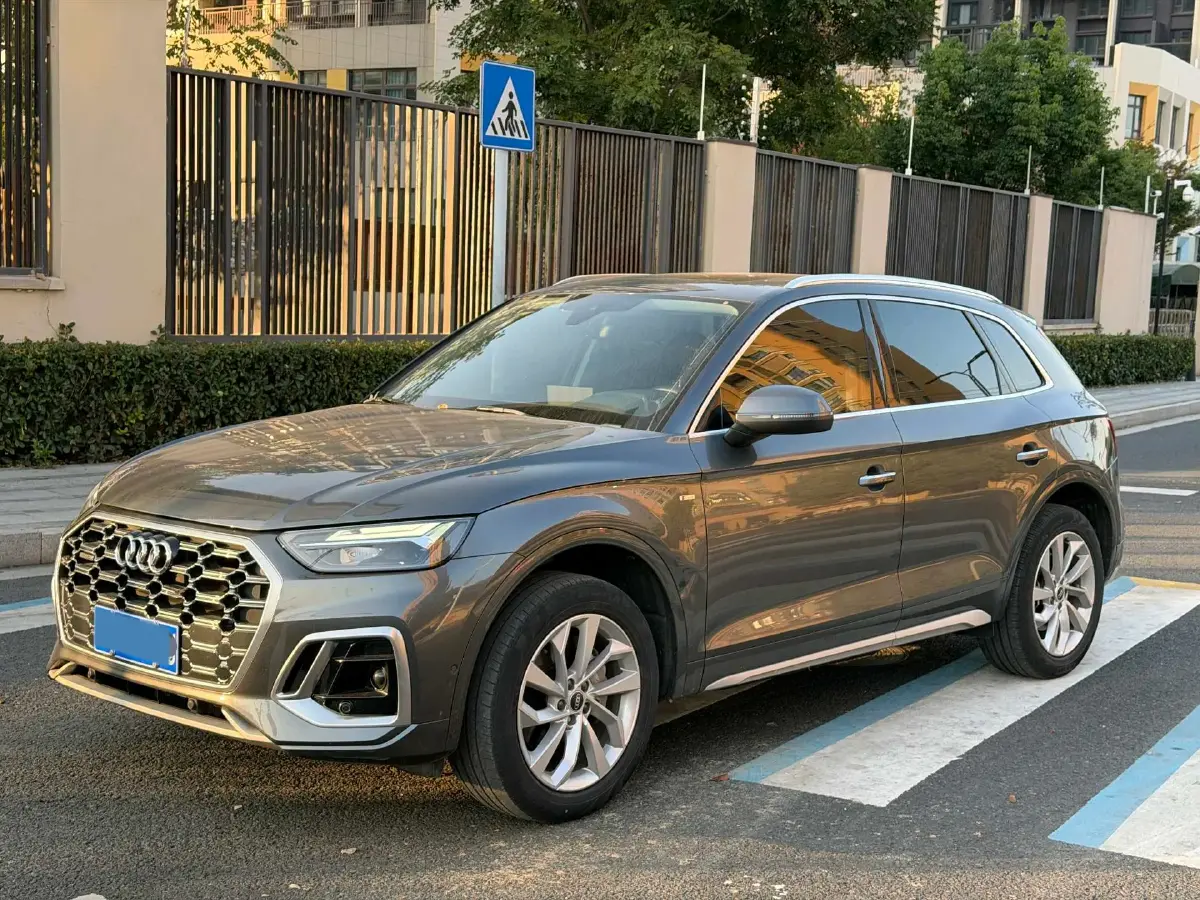 2022 Audi Q5L 2.0T 190HP L4 7DCT