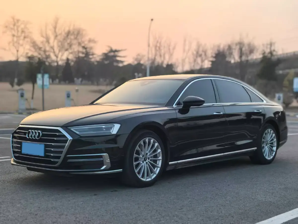 2021 Audi A8 3.0T 286HP V6 8AT