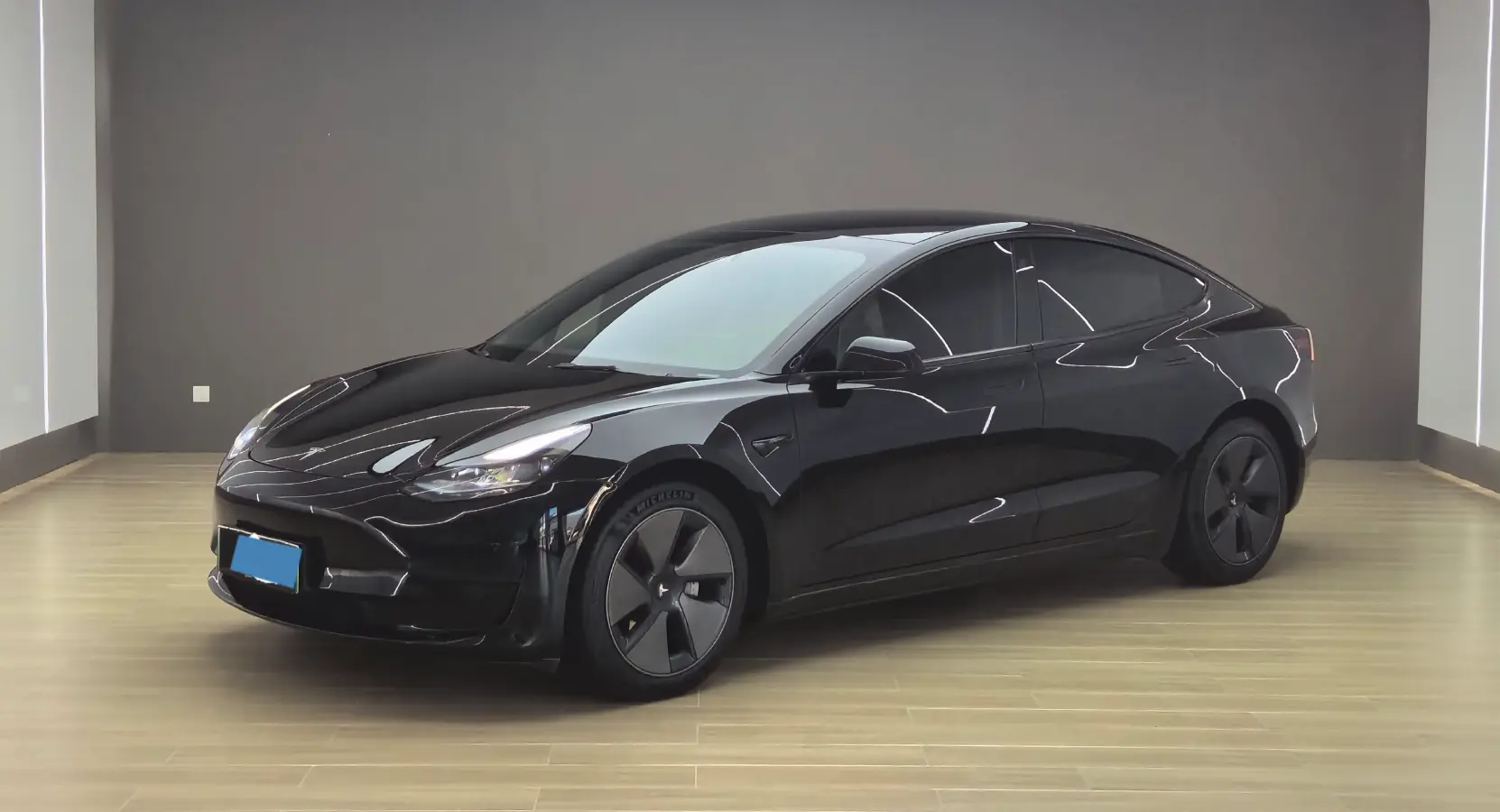 2022 Tesla Model 3 BEV 60KWH