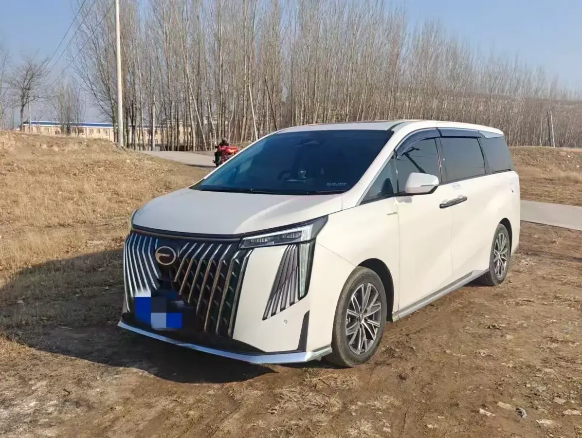 2024 GAC Trumpchi M8 2.0T 190HP L4 2DHT Hybrid