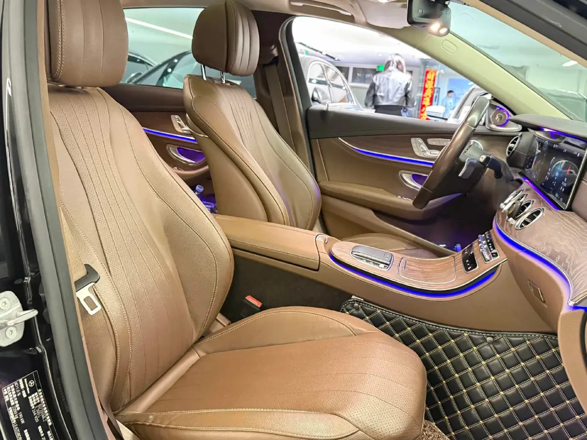 2021 Mercedes-Benz E Class 2.0T 258HP L4 9AT,autocango,china used car exporter,china ev exporter,chinese used car exporter,chinese used ev exporter