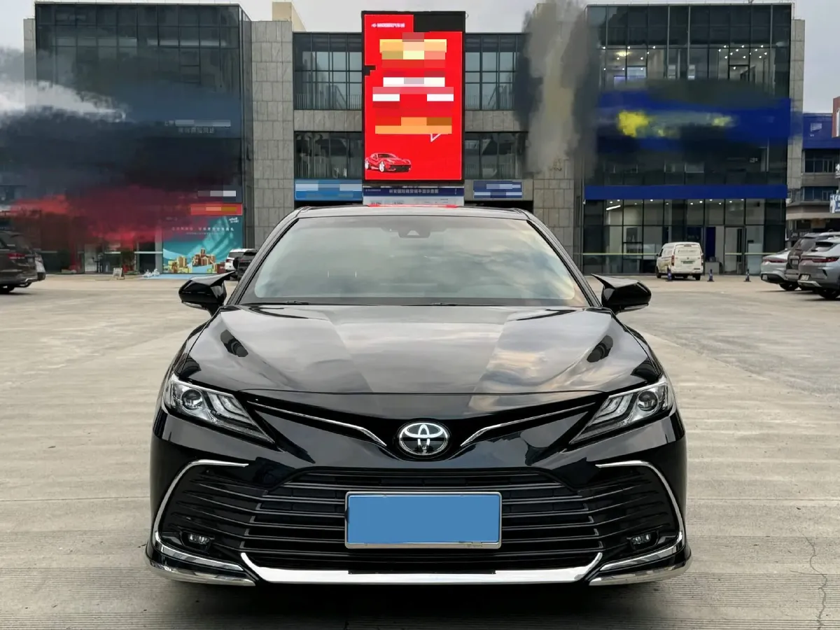 2021 Toyota Camry 2.5L 209HP L4 8AT,autocango,china used car exporter,china ev exporter,chinese used car exporter,chinese used ev exporter