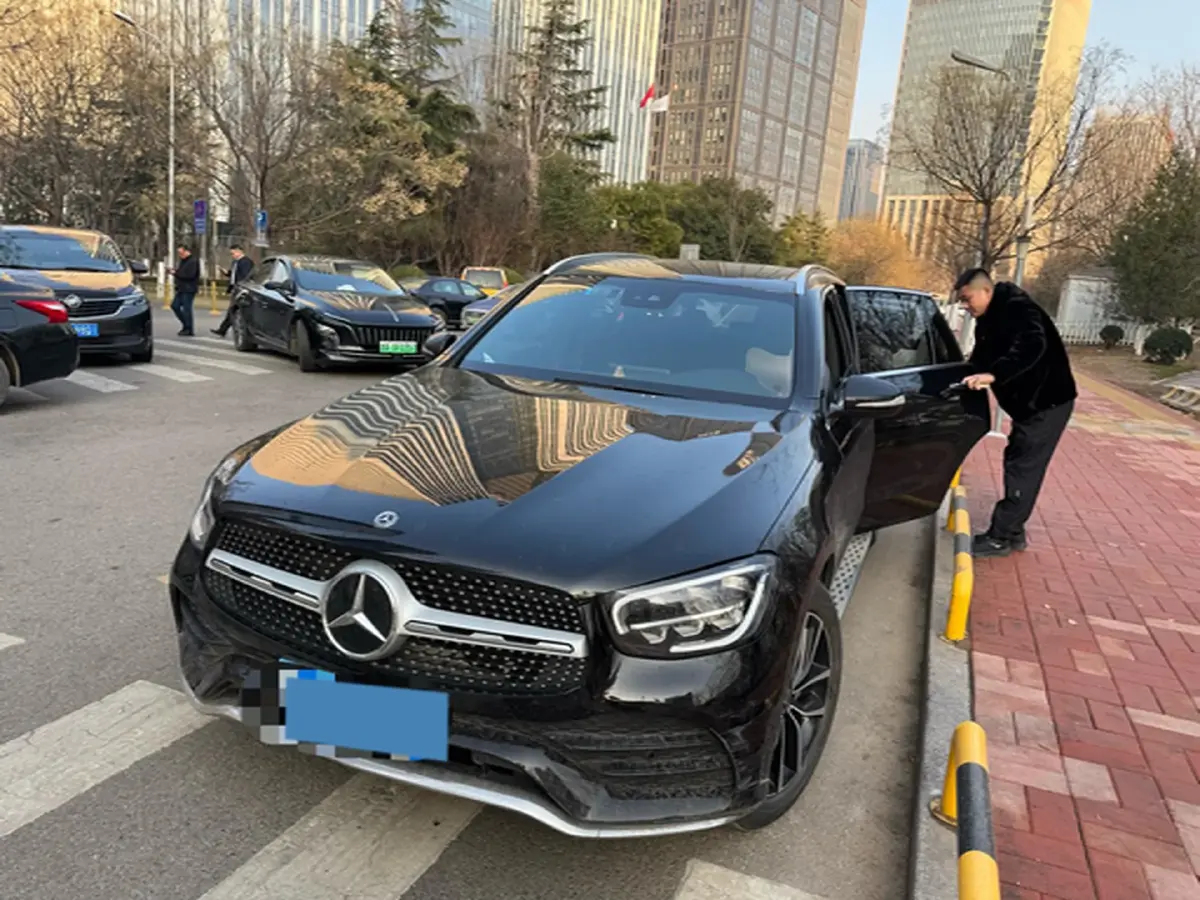 2020 Mercedes-Benz GLC Class 2.0T 258HP L4 9AT