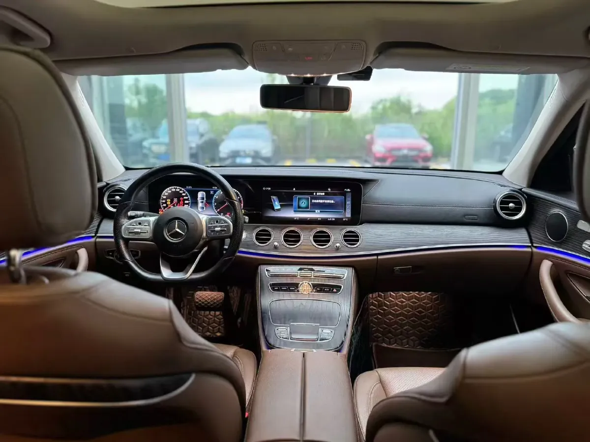 2020 Mercedes-Benz E Class 2.0T 258HP L4 9AT,autocango,china used car exporter,china ev exporter,chinese used car exporter,chinese used ev exporter