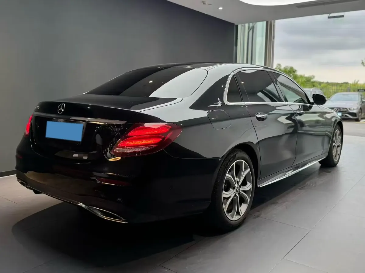 2020 Mercedes-Benz E Class 2.0T 258HP L4 9AT,autocango,china used car exporter,china ev exporter,chinese used car exporter,chinese used ev exporter