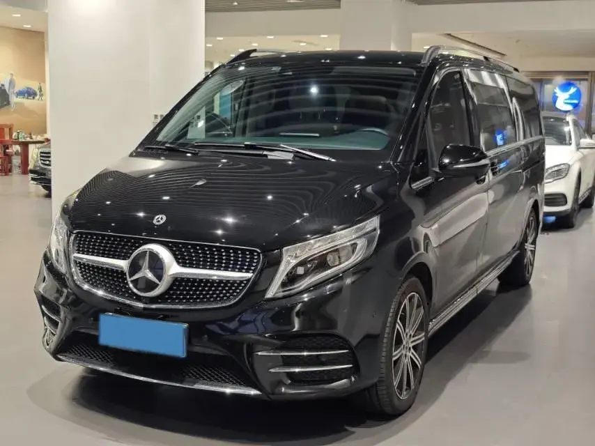 2022 Mercedes-Benz V Class 2.0T 211HP L4 9AT