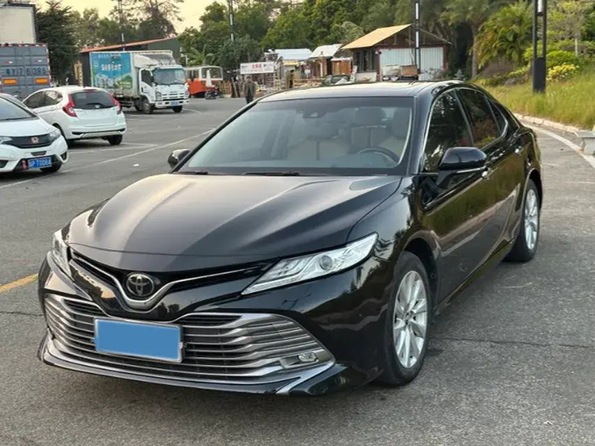 2019 Toyota Camry 2.0L 178HP L4 CVT