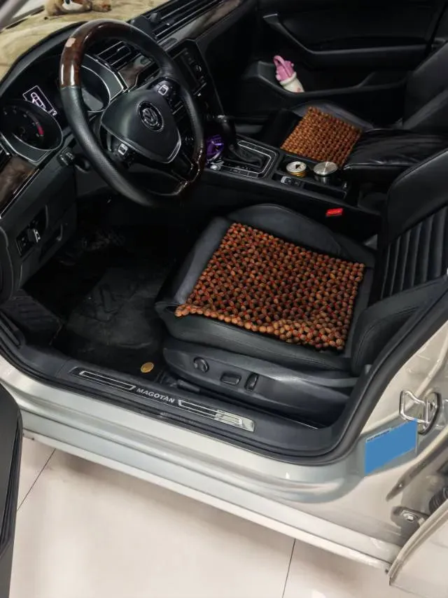 2018 Volkswagen Magotan 1.8T 180HP L4 7DCT,autocango,china used car exporter,china ev exporter,chinese used car exporter,chinese used ev exporter