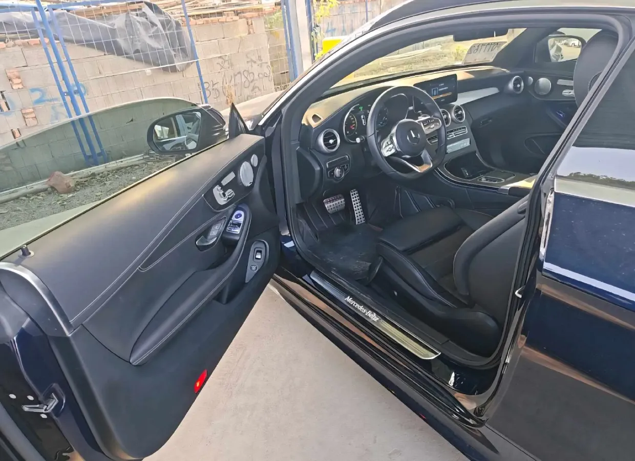 2021 Mercedes-Benz C Class 1.5T 184HP L4 9AT,autocango,china used car exporter,china ev exporter,chinese used car exporter,chinese used ev exporter