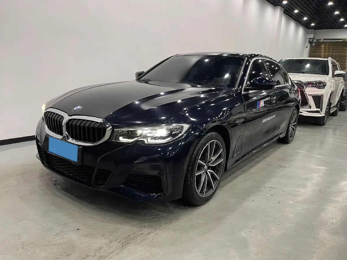 2020 BMW 3 Series 2.0T 156HP L4 8AT