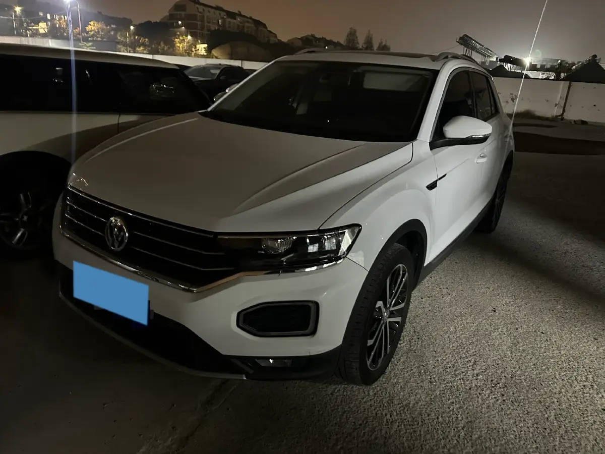 2020 Volkswagen T-Roc 1.4T 150HP L4 7DCT