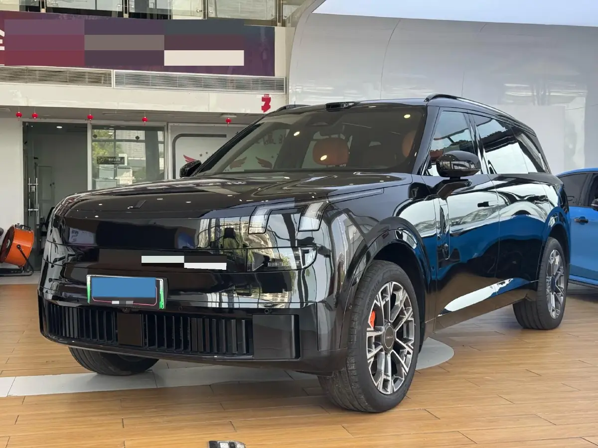 2025 LYNK&CO 900 1.5T 190HP L4 3DHT PHEV 43.3KWH