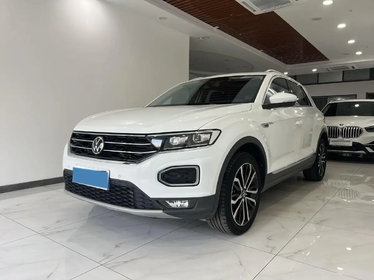 2022 Volkswagen T-Roc 1.4T 150HP L4 7DCT