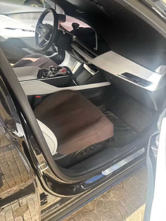 2023 Cadillac GT4 1.5T 211HP L4 9AT,autocango,china used car exporter,china ev exporter,chinese used car exporter,chinese used ev exporter