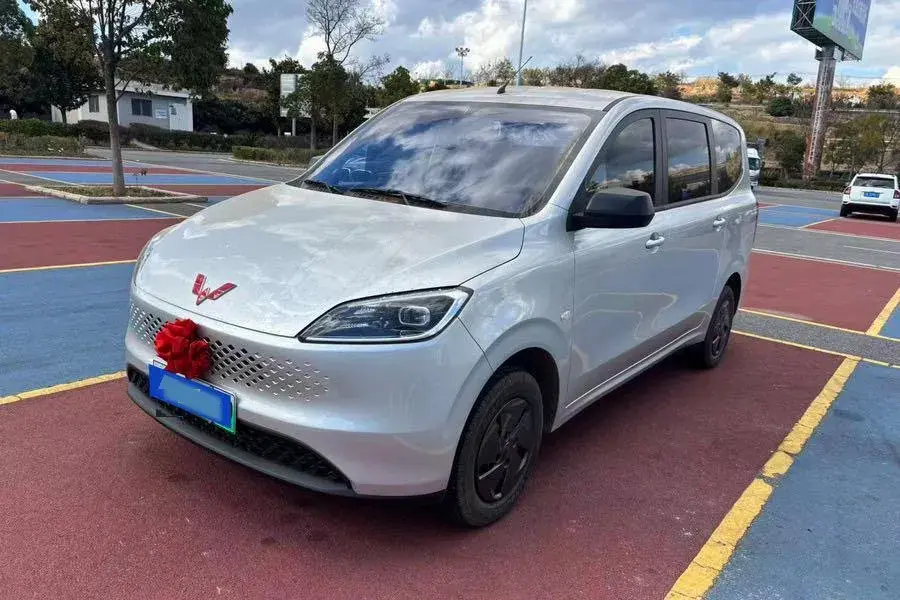 2025 WuLing HongGuang New Energy REEV 99HP REEV