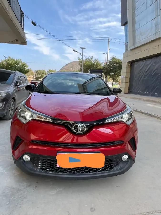 2020 Toyota C-HR 2.0L 171HP L4 CVT,autocango,china used car exporter,china ev exporter,chinese used car exporter,chinese used ev exporter