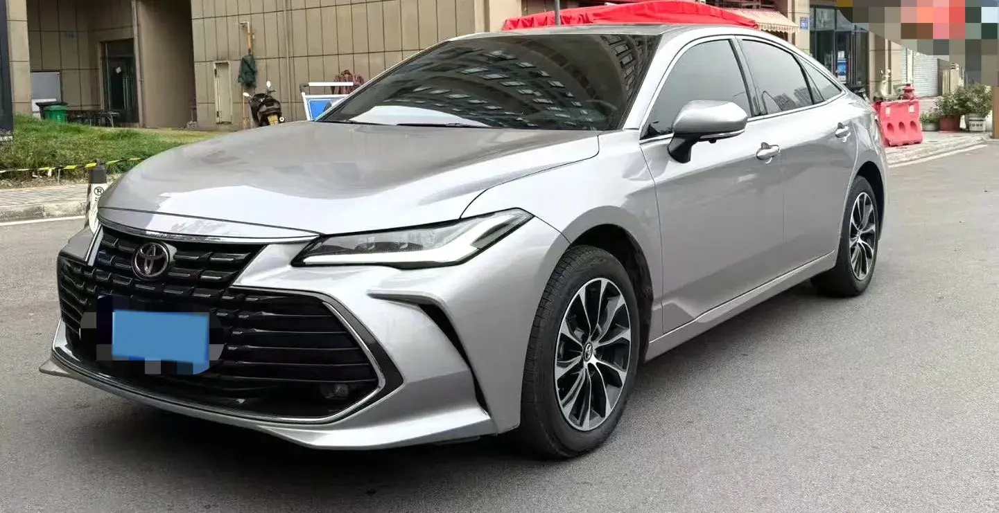 2023 Toyota Avalon 2.0L 177HP L4 CVT
