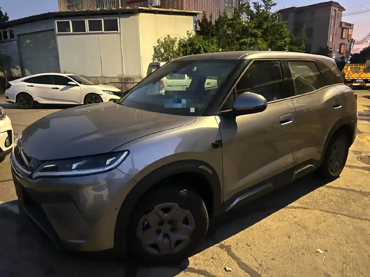 2024 BYD YuanUP BEV 45.12KWH