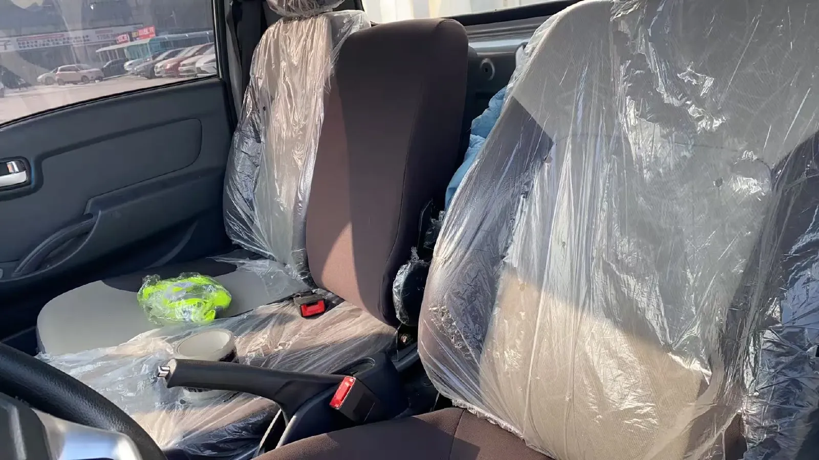 2023 DongFeng DFAC YuFeng EM26 BEV 41.47KWH,autocango,china used car exporter,china ev exporter,chinese used car exporter,chinese used ev exporter