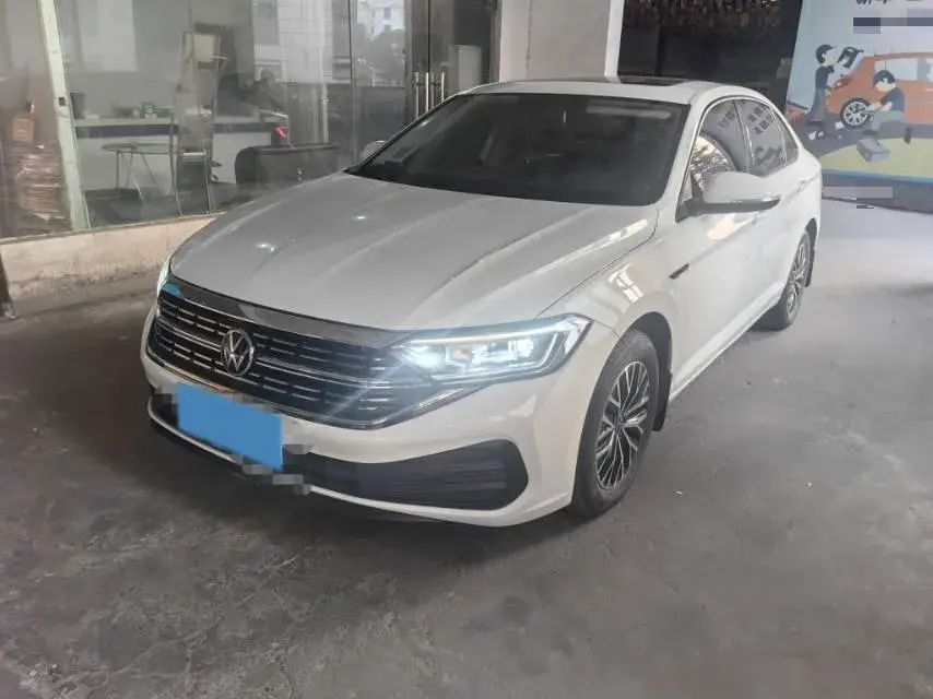 2025 Volkswagen Sagitar 1.2T 116HP L4 7DCT