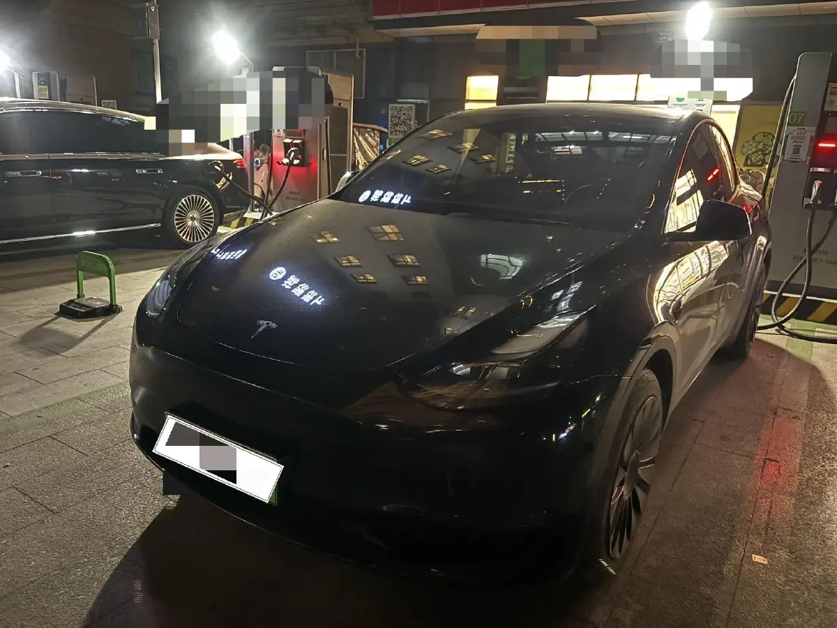 2021 Tesla Model Y BEV 60KWH