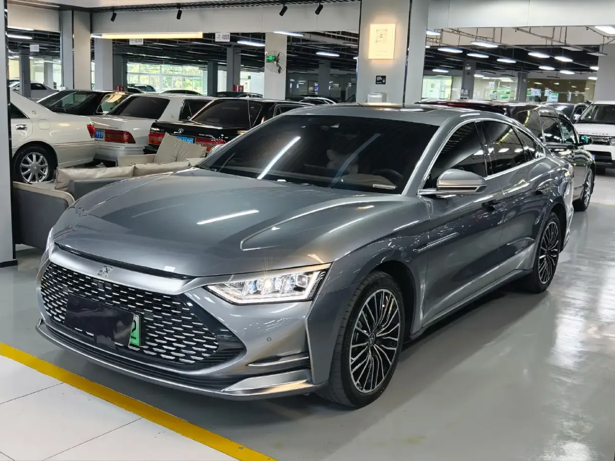 2020 WEY VV7 2.0T 227HP L4 7DCT PHEV