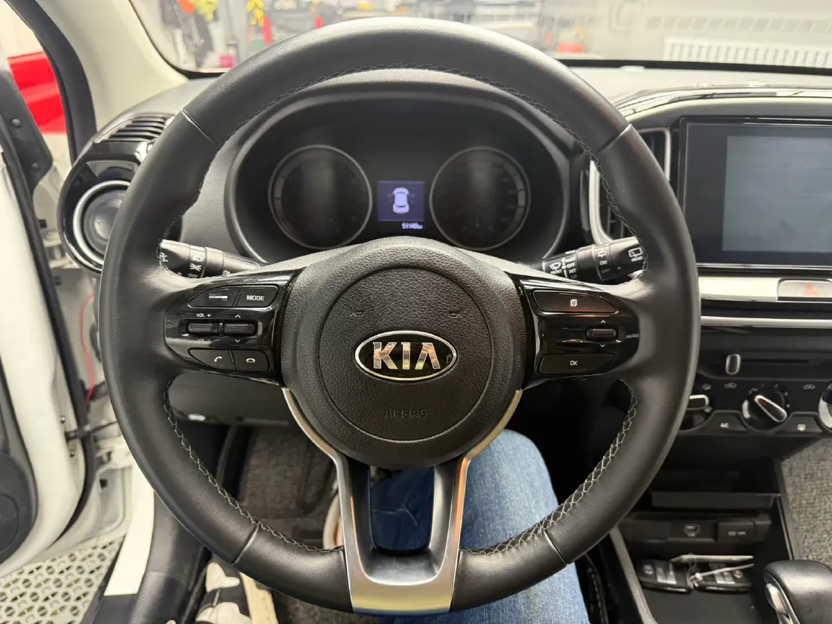 2021 Kia KX1 1.4L 100HP L4 6AT,autocango,china used car exporter,china ev exporter,chinese used car exporter,chinese used ev exporter