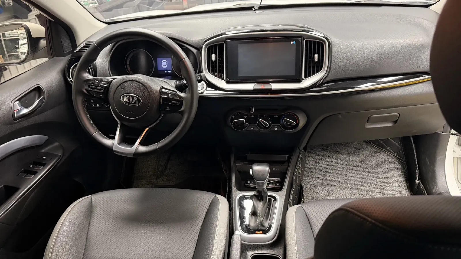 2021 Kia KX1 1.4L 100HP L4 6AT,autocango,china used car exporter,china ev exporter,chinese used car exporter,chinese used ev exporter