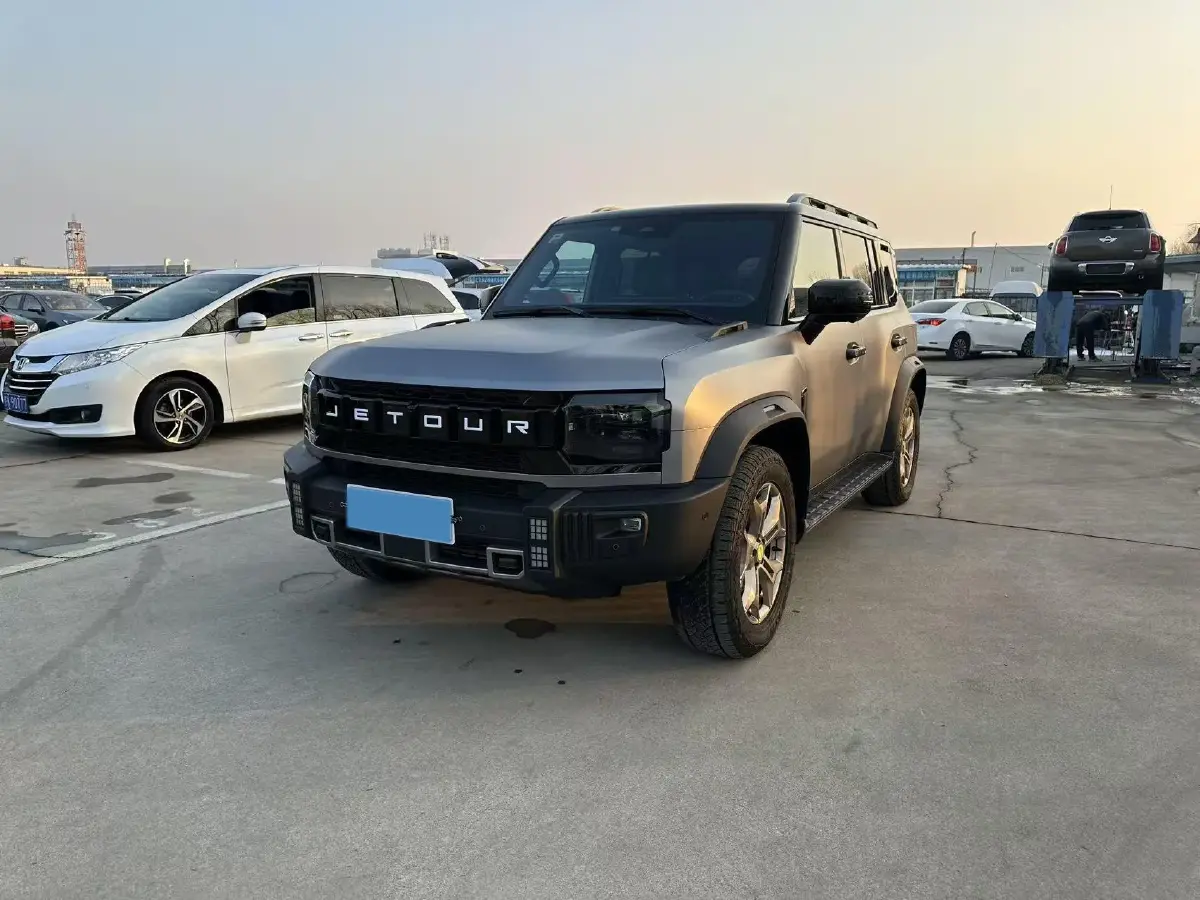 2023 Jetour Traveller 2.0T 254HP L4 8AT